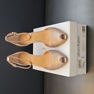 Calvin Klein Saiden Heels Cocoon/Gold PeepToe